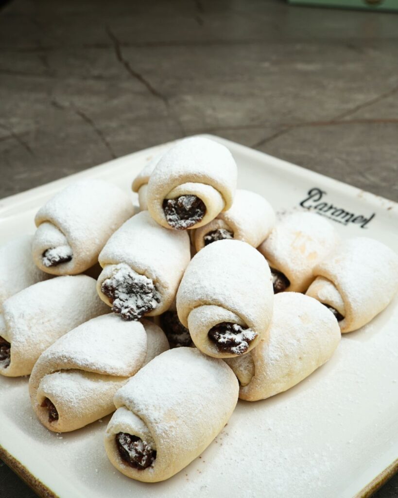 Sweet Apple Stuffed Cookies